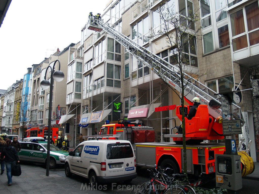 Brand Koeln Mitte Ehrenstr 019.JPG